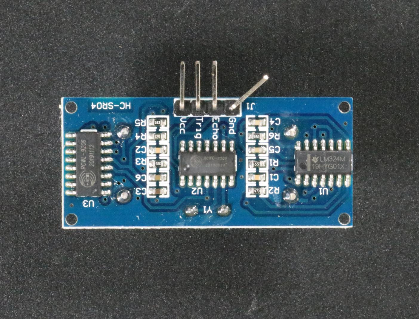 顯示印刷電路板(PCB)的輸入圖像 顯示印刷電路板(PCB)的輸入圖像